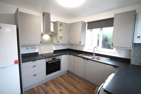 3 bedroom semi-detached house to rent, Desborough Park Road, High Wycombe HP12