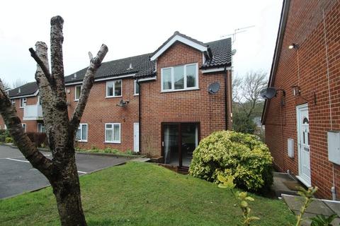 2 bedroom maisonette to rent, Carrington Road, High Wycombe HP12