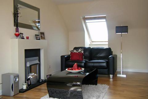 2 bedroom penthouse to rent, South College Street, Aberdeen, AB11