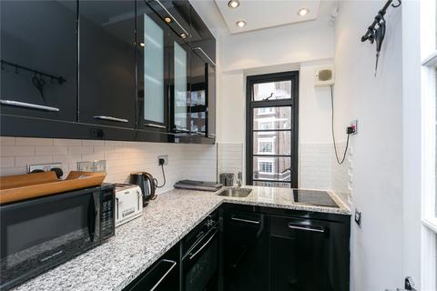 Studio to rent, Rossmore Court, Park Road, Marylebone, London