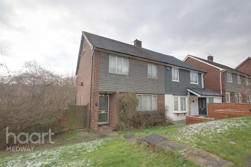 Ladywood Road, Cuxton, ME2 4 bed semidetached house £250,000