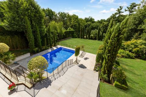 7 bedroom detached house for sale, Nuns Walk, Wentworth Estate