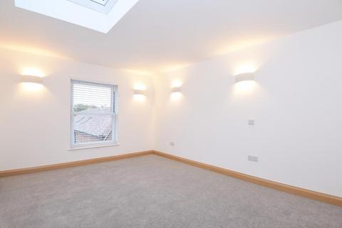 1 bedroom apartment to rent, Reading Road,  Henley-on-Thames,  RG9