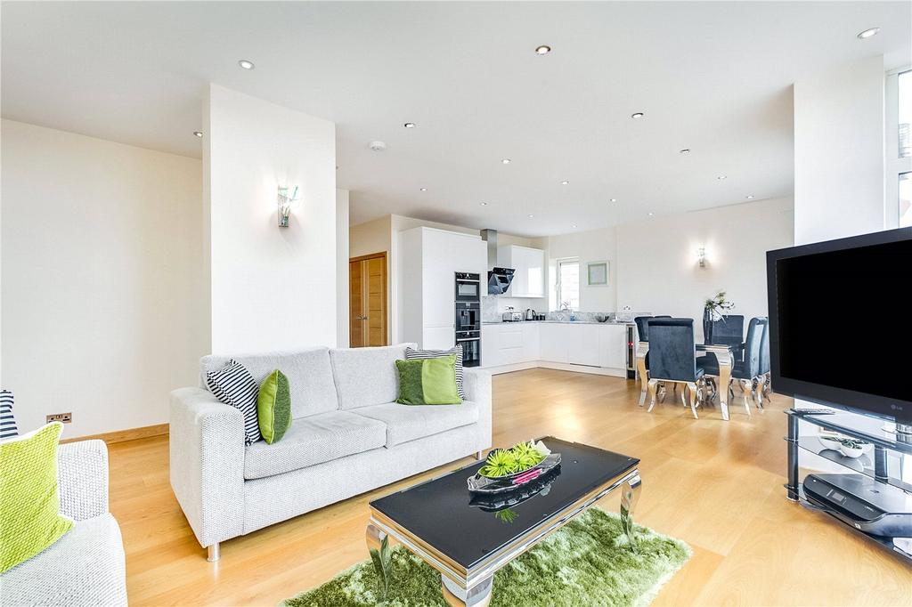 3 bedroom flat to rent