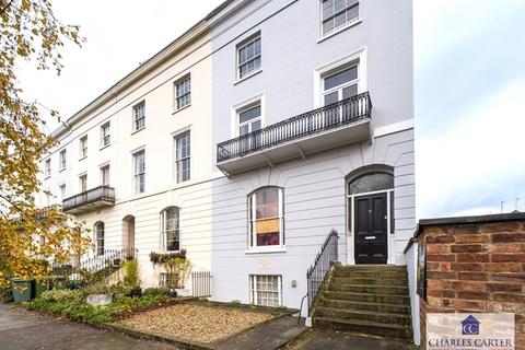 2 bedroom flat to rent - Clarence Square, Cheltenham
