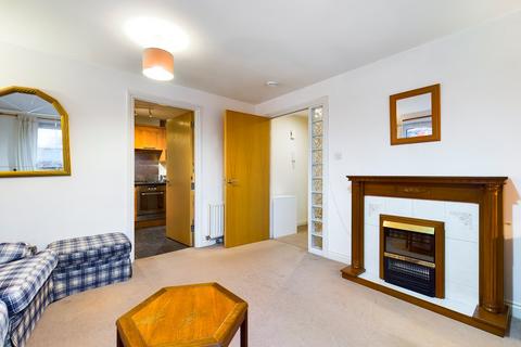 2 bedroom flat to rent, Pilrig Heights, Pilrig, Edinburgh, EH6