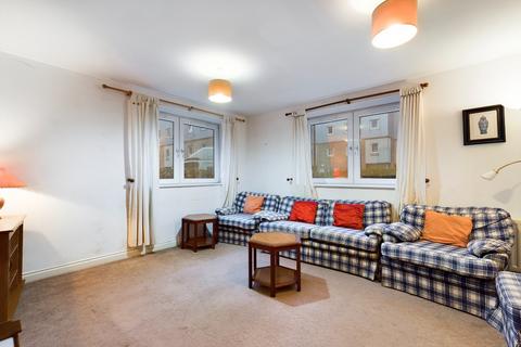 2 bedroom flat to rent, Pilrig Heights, Pilrig, Edinburgh, EH6