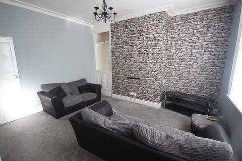 3 bedroom terraced house to rent, Woodview Road,  Leeds, LS11