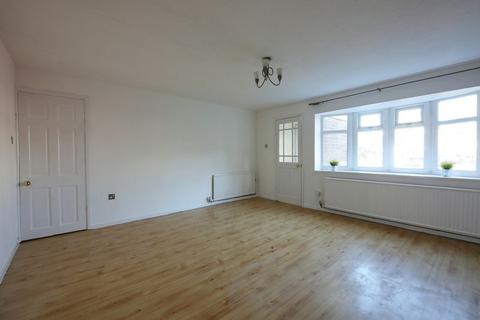 2 bedroom apartment to rent, Marina Village, Runcorn