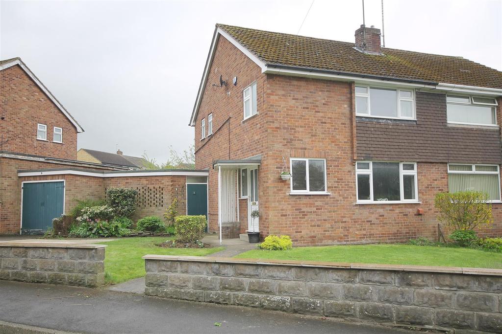 Netherfield Road, Somersall, Chesterfield 3 bed semidetached house £230,000
