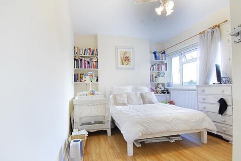 2 bedroom apartment to rent, Pages Walk, Bermondsey