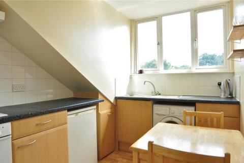 2 bedroom apartment to rent - Old Park Road, Palmers Green, London, N13