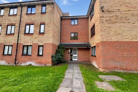 flat/apartment for rent in Prestatyn Close, Stevenage