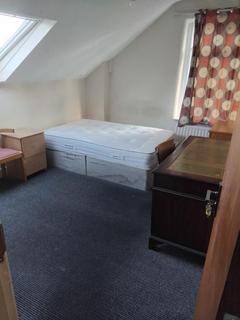 1 bedroom in a house share to rent, Room 3, 133 Otley Road Headingley  Leeds West Yorkshire