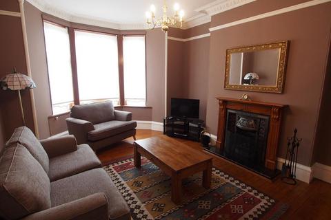 2 bedroom flat to rent, Cairnfield Place, Ground Floor, AB15