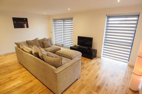 2 bedroom flat to rent - Ashley Lodge, Ground Floor, Ab10