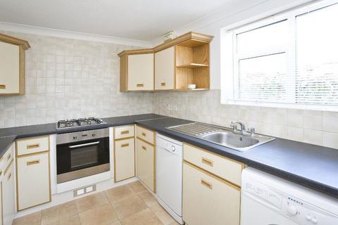 2 bedroom flat to rent - Virginia Water, Surrey