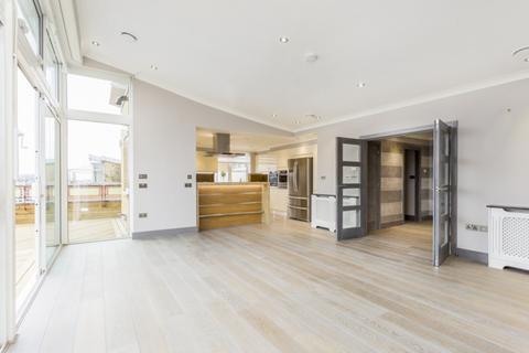 3 bedroom penthouse to rent, Regent Court, 1 Northbank, Lodge Road