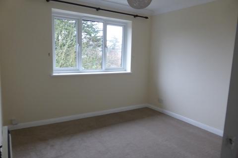 1 bedroom flat to rent, Connaught Gardens, Crawley