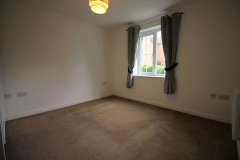 2 bedroom apartment to rent, Wedgbury Close, Wednesbury