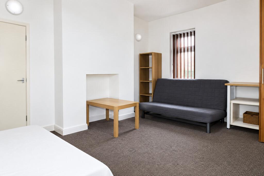 Apartment in Oxford - View 4