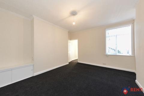 3 bedroom apartment to rent - Dean Road, South Shields