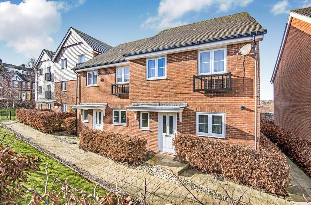 Ore Valley Road, Hastings 4 bed semidetached house £279,950