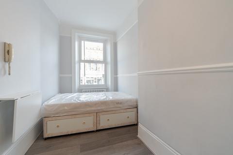 Studio to rent, Shirland Road, Maida Vale W9