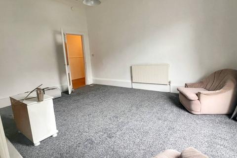 3 bedroom flat to rent, Paisley Road West, Glasgow G51