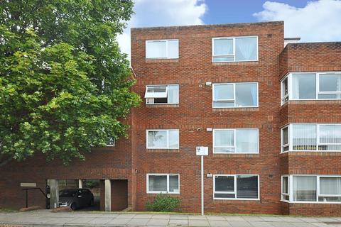 1 bedroom apartment to rent, Victoria Villas,  Richmond,  TW9