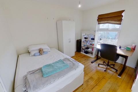 undefined, Denzil Road, Guildford, GU2 7NG