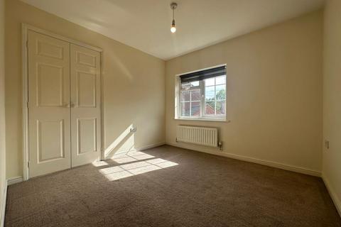 3 bedroom semi-detached house to rent, Langley,  Slough,  SL3