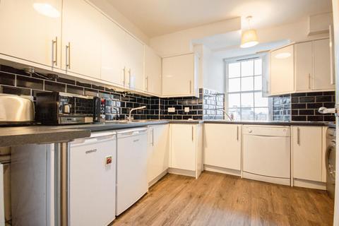 1 bedroom property to rent - Nicolson Street Edinburgh EH8 9EH United Kingdom