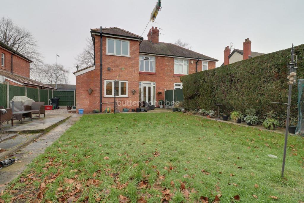 Wharton Road, Winsford 3 bed semidetached house £170,000