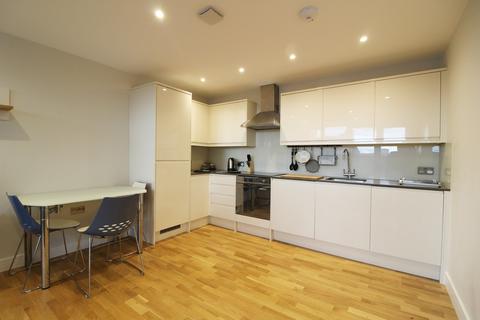 2 bedroom apartment to rent, Market Place, Reading, RG1