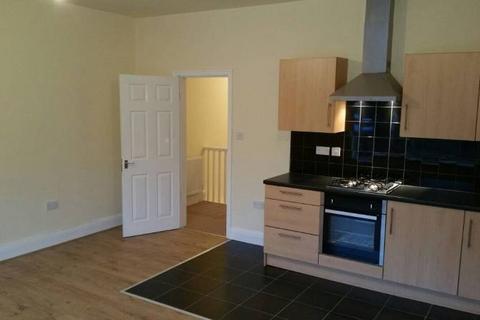 2 bedroom flat to rent, Kingsway, Burnage, Manchester M19