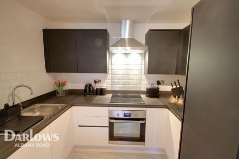 1 bedroom flat for sale, Caroline Street, Cardiff