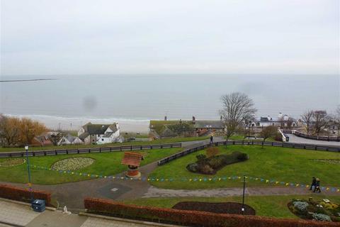 2 bedroom apartment to rent, The Crescent, Filey