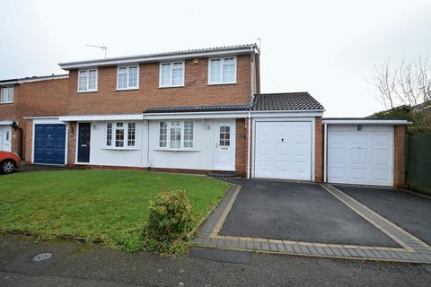 2 Bedroom Semi Detached House For Sale Michaelwood Close Webheath Redditch 2 Bedroom Semi Detached House For Sale Michaelwood Close Webheath Redditch