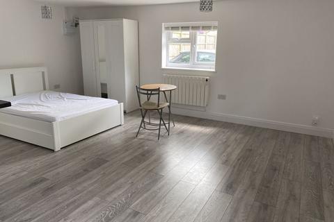 1 bedroom apartment to rent, Down Road, Bristol