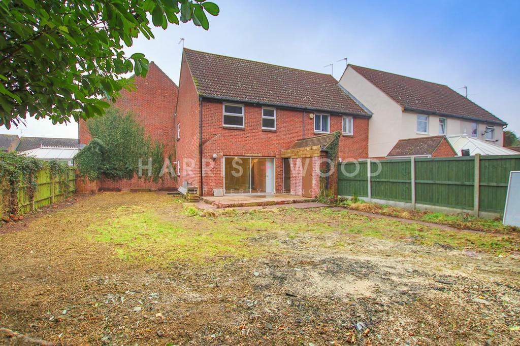 Boyles Court, Holt Drive, Colchester, CO2 3 bed terraced house £220,000