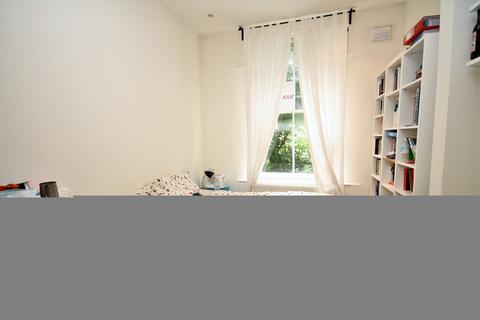 2 bedroom flat to rent, Hartham road, Holloway