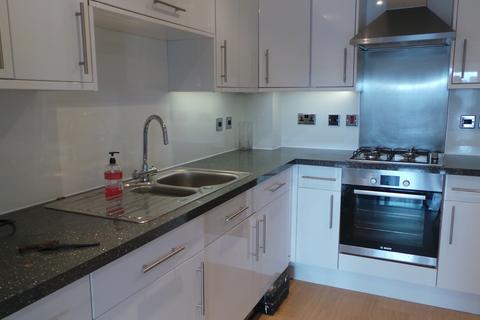 4 bedroom apartment to rent, South Ferry Quay