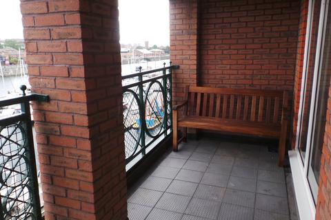 4 bedroom apartment to rent, South Ferry Quay