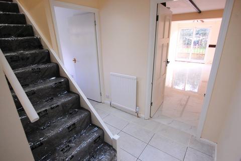 4 bedroom terraced house to rent, The Downs, Hatfield