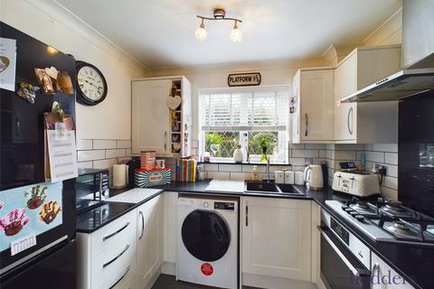 2 bedroom maisonette for sale, Crawshaw Road, Ottershaw, Surrey, KT16