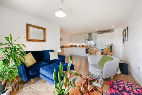 2 bedroom apartment to rent, BOURBON ROAD, OVAL