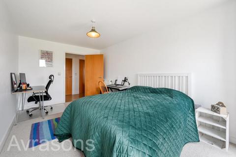2 bedroom apartment to rent, BOURBON ROAD, OVAL