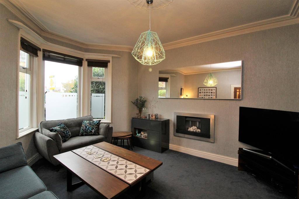 Church Road, Lytham St. Annes, FY8 3 bed semidetached house £165,000