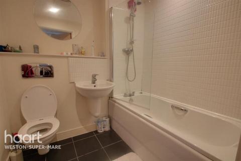 1 bedroom apartment to rent, Knightstone Causeway, Weston-super-mare